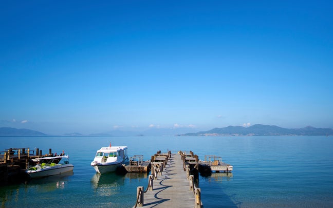 Cầu tàu và vịnh biển tại Six Senses Ninh Van Bay