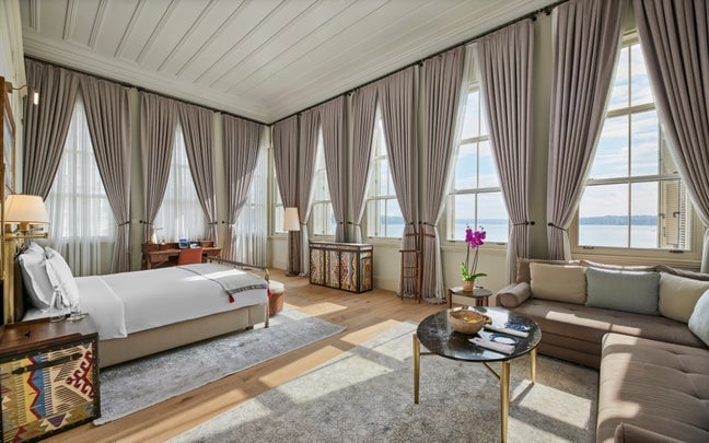 Bosphorus Junior Suite