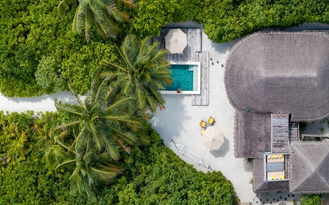 Family Lagoon Beach Villa with Pool 