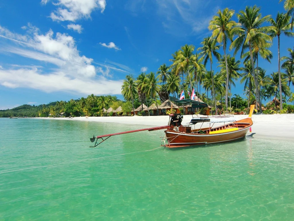 Island Hopping and Boat Charter