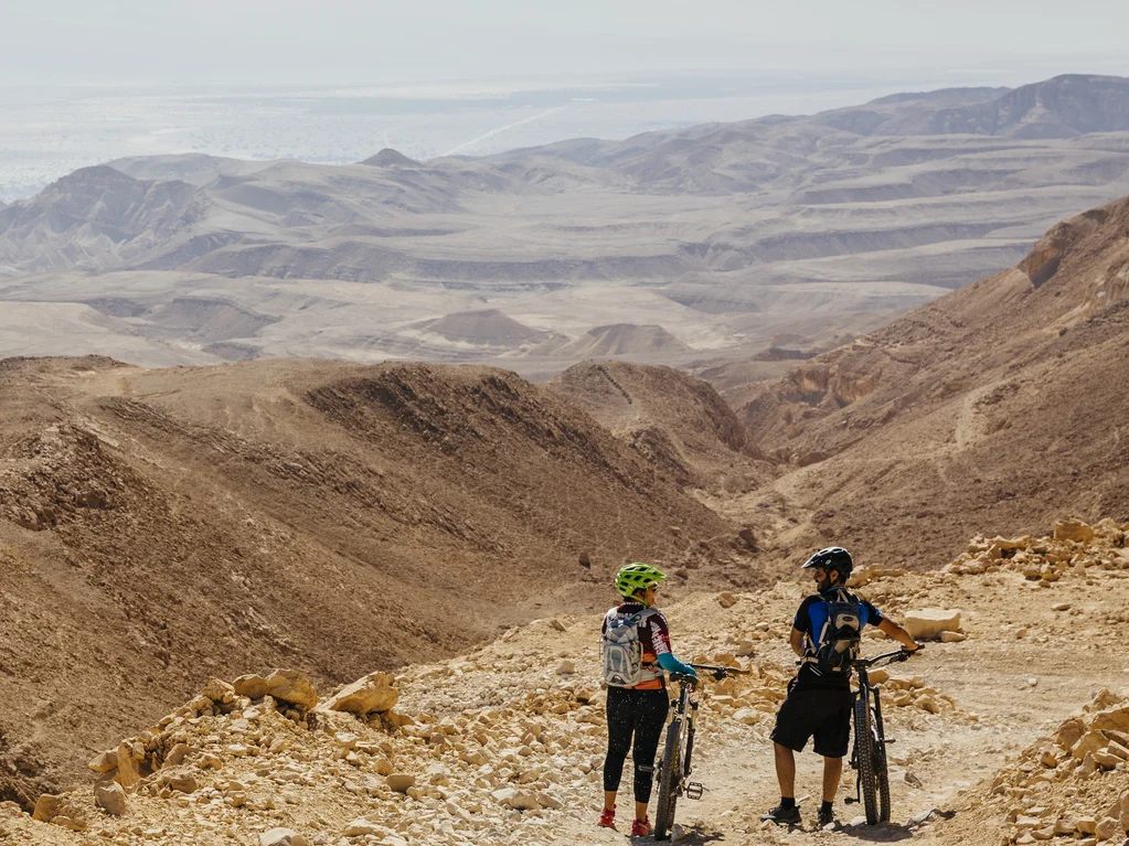 Mountain Rides & Desert Vibes
