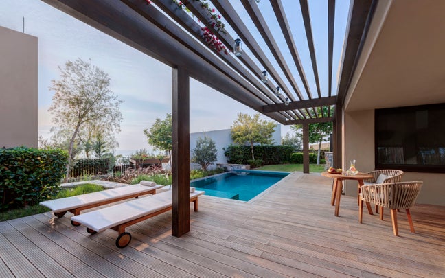 Ridge Terrace with Pool Garden View