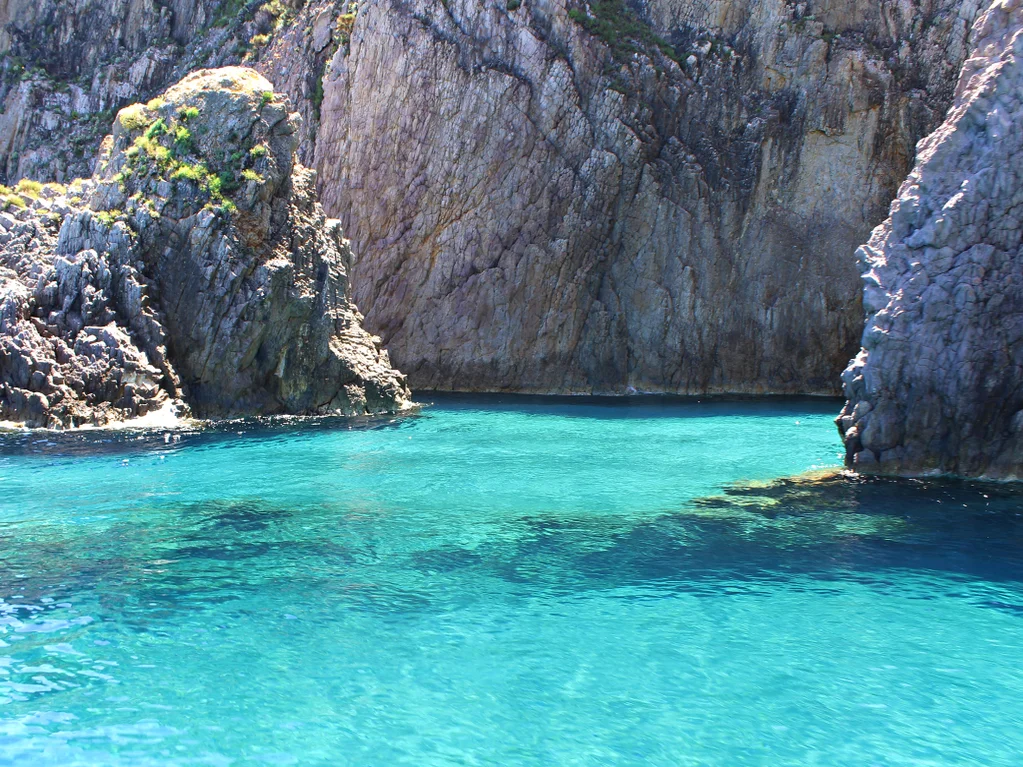 Beyond Rome: A Journey to Ponza