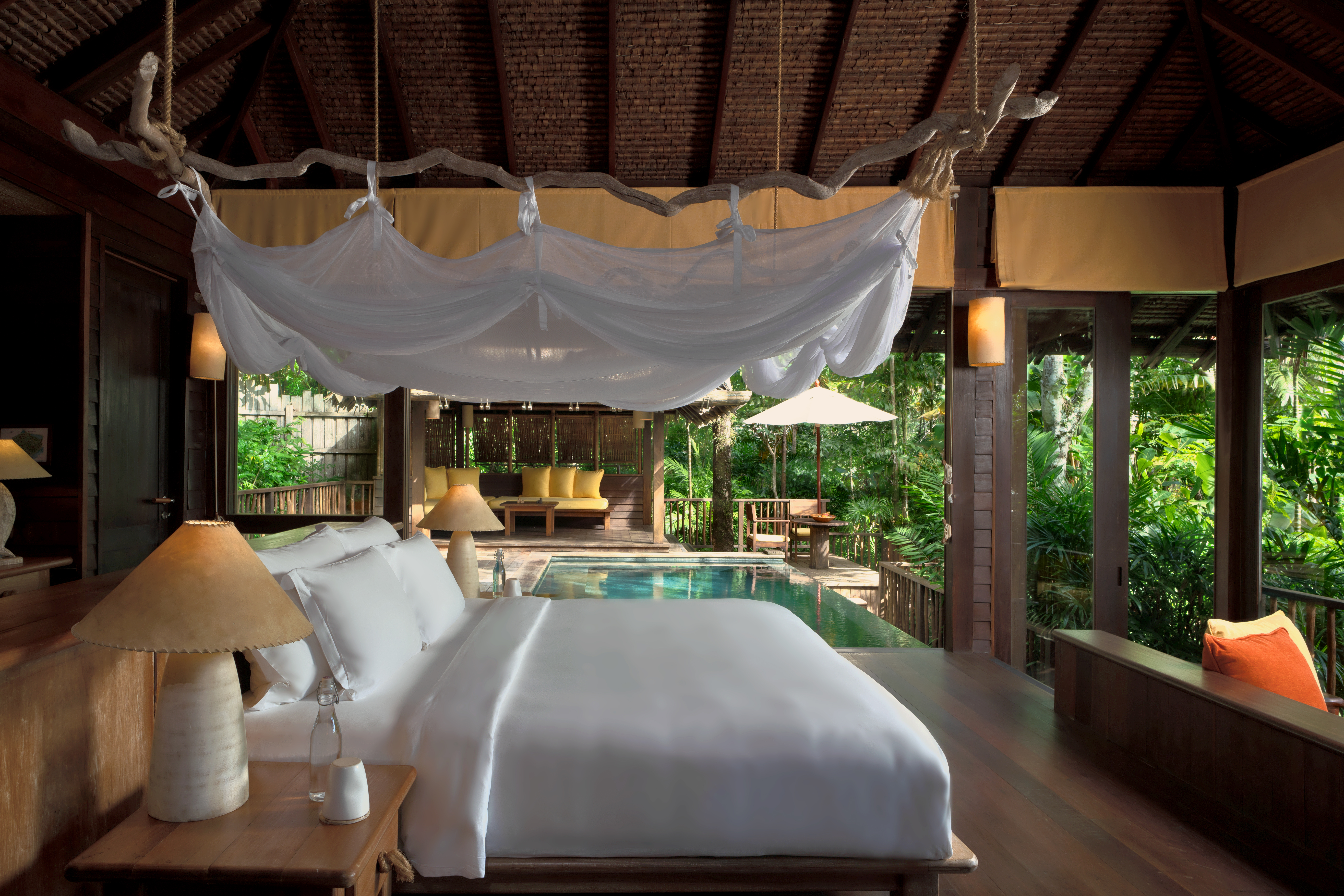 Jules' Undersea Lodge · The Lodge