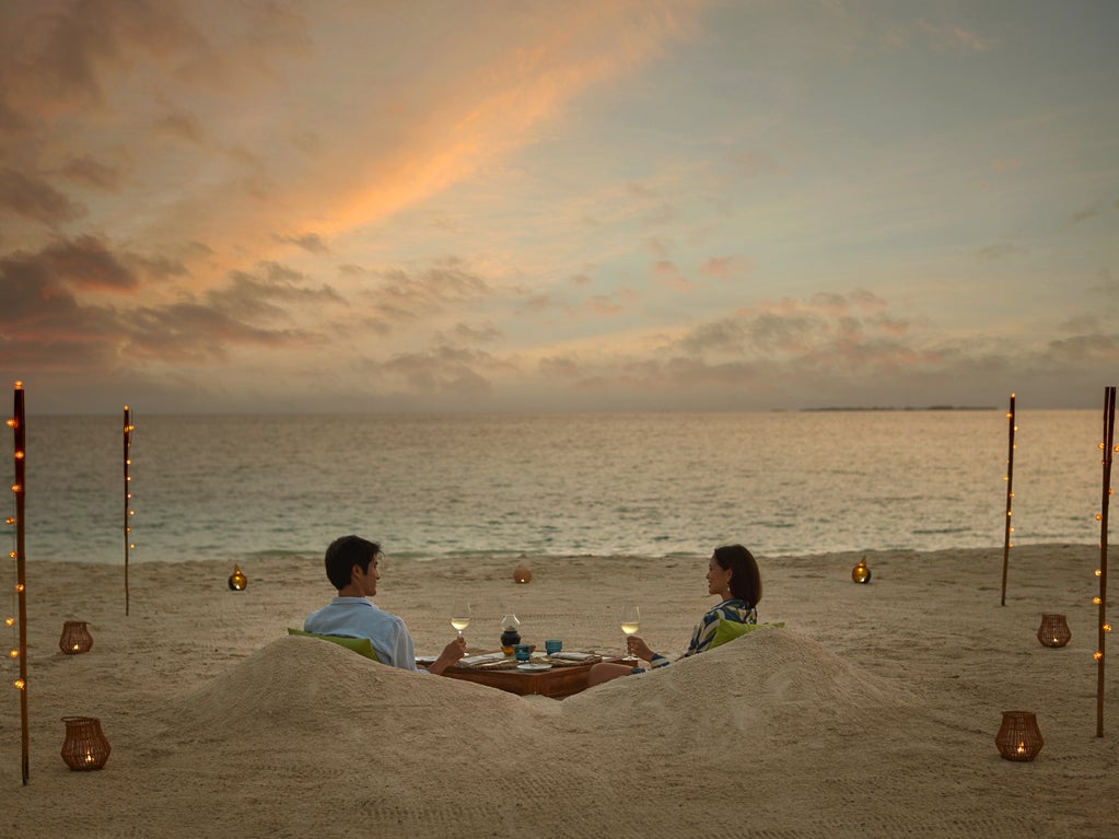 Sunken Table Dining Experience