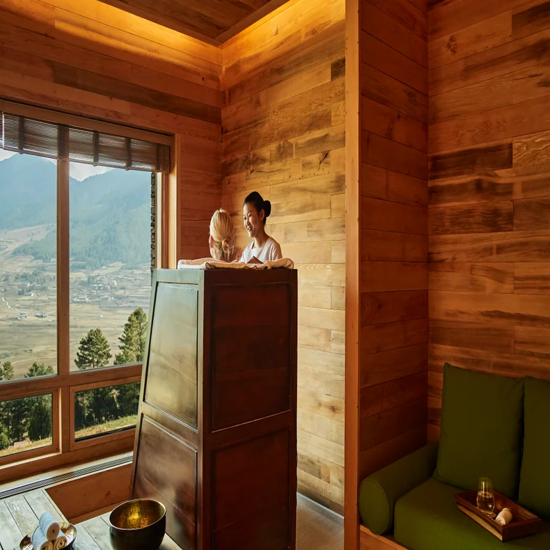 Relax with a Swedana herbal steam therapy while enjoying panoramic views across the valley.