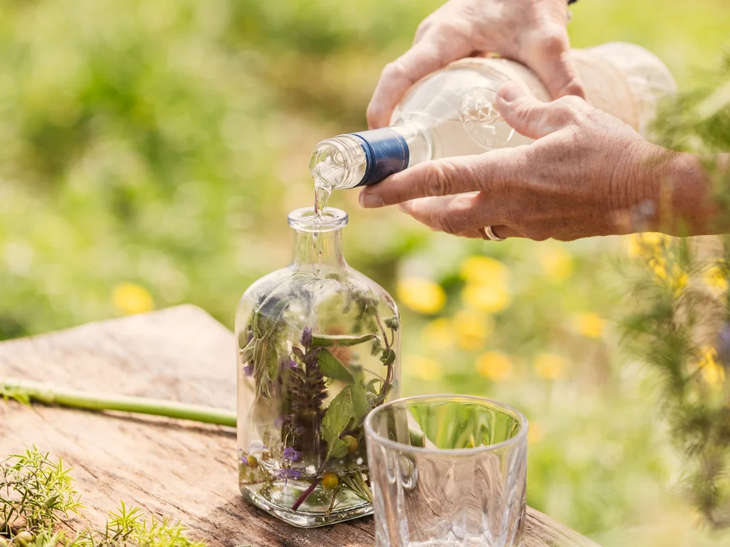 L'essence d'Ibiza : l'élixir Hierbas et l'expérience de pâtisserie Flaó